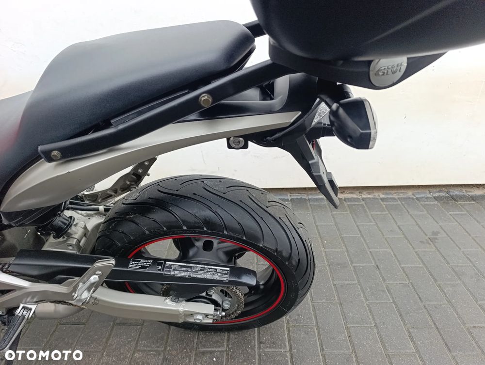 Honda Hornet - 17