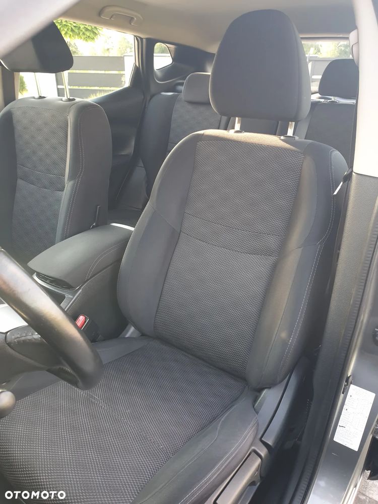 Nissan Qashqai - 12