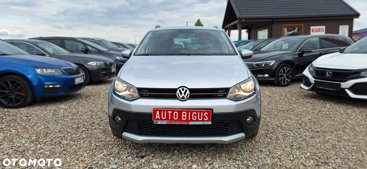 Volkswagen Polo - 2