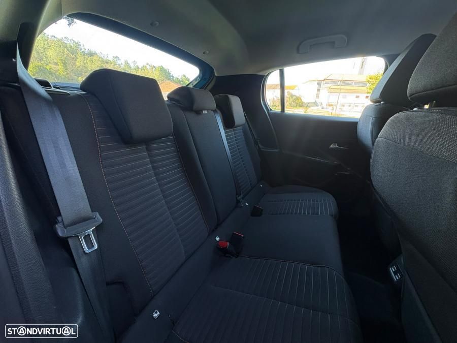 Peugeot e-208 50 kWh Active - 17
