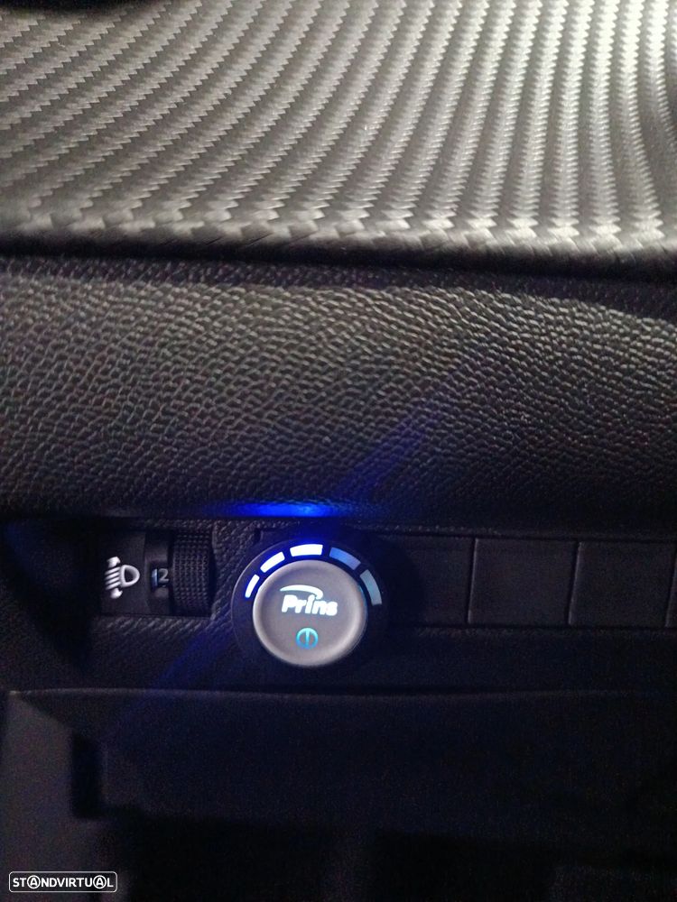Peugeot 2008 — fotografia 5
