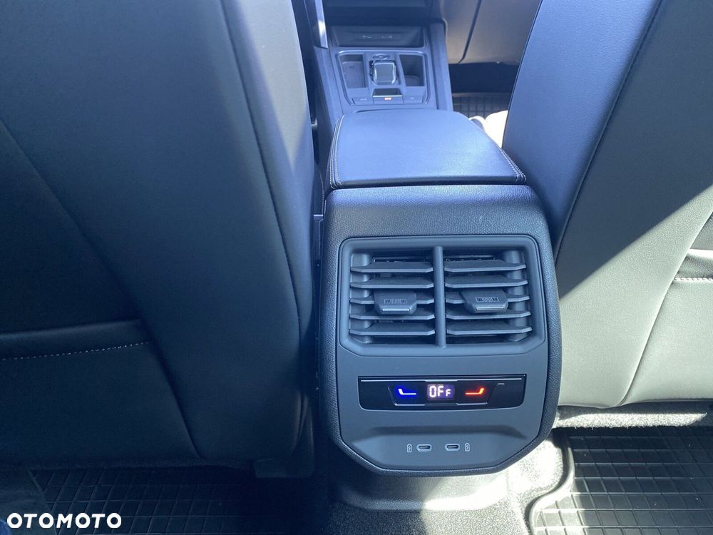 Cupra Formentor - 12