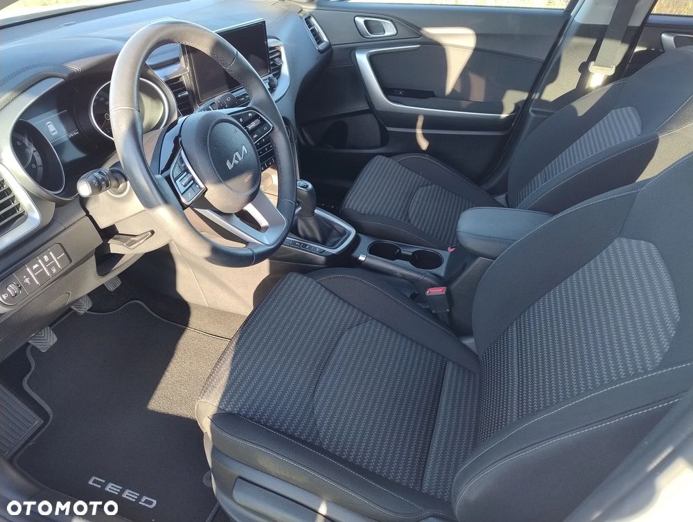 Kia Ceed 1.0 T-GDI L - 10