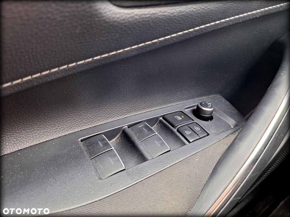 Toyota Corolla 1.2 T Selection - 13