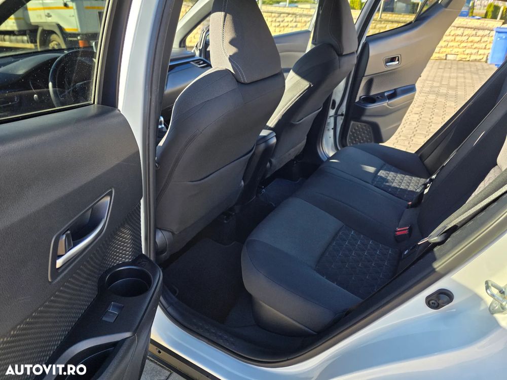 Toyota C-HR Hybrid Team Deutschland - 9