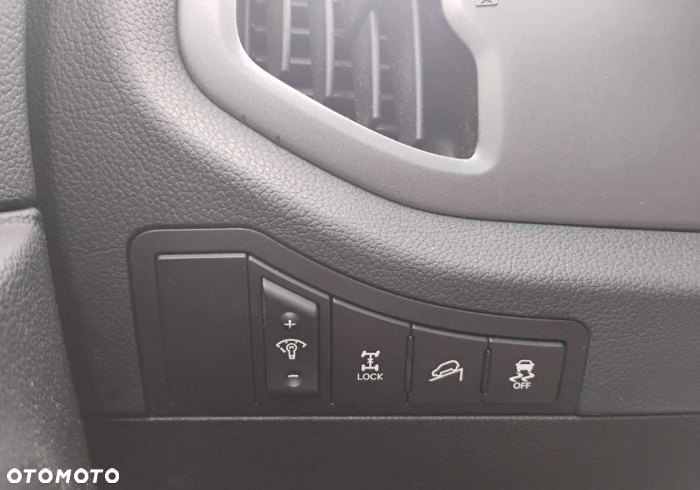 Kia Sportage - 12
