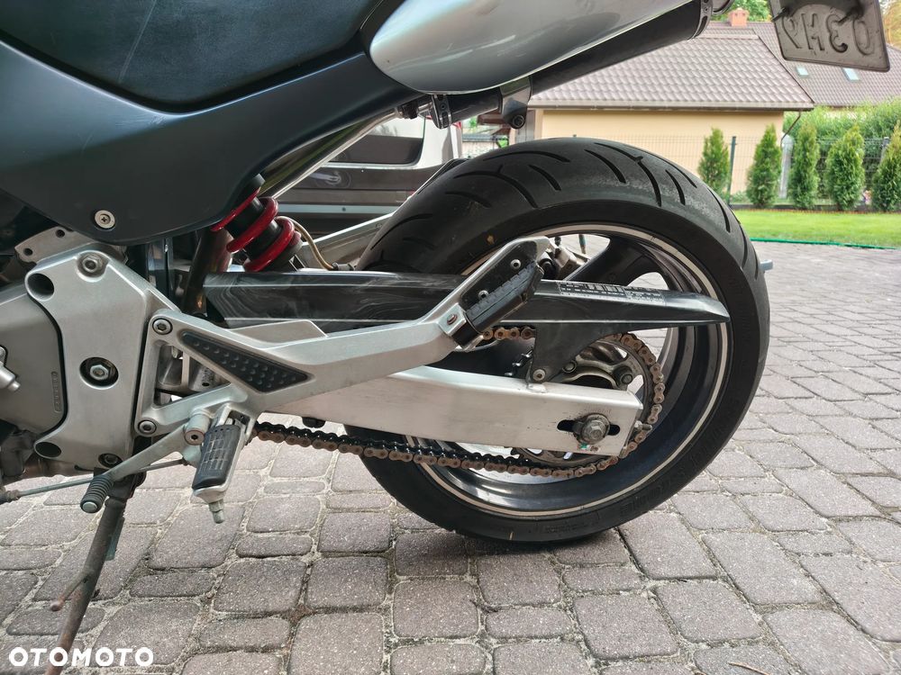 Honda Hornet - 10