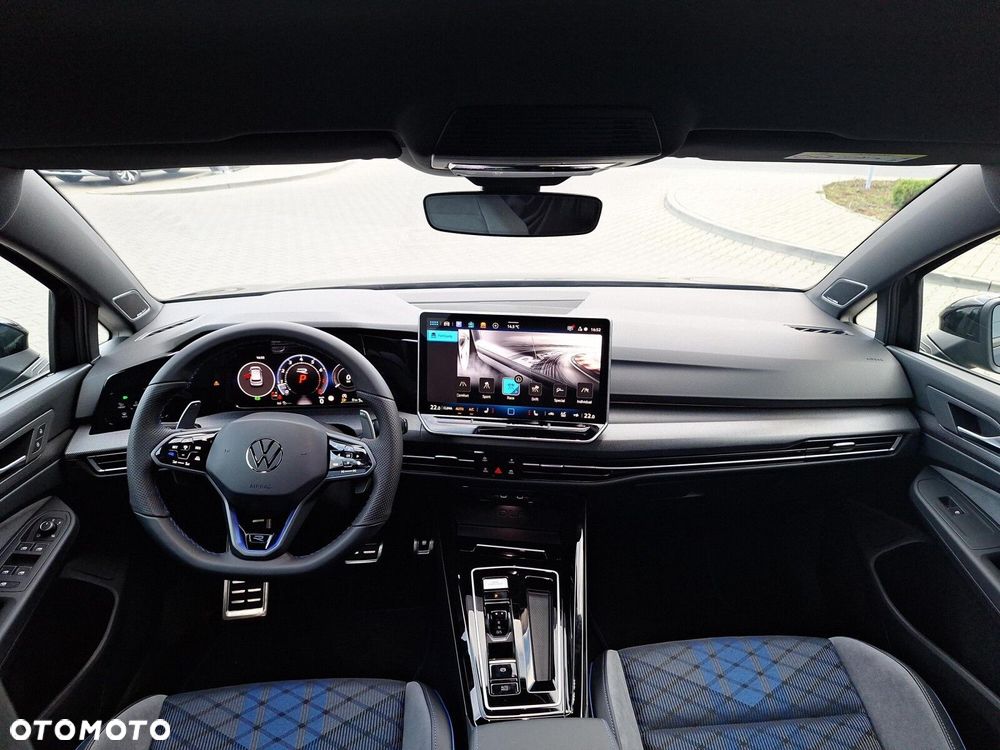Volkswagen Golf - 21