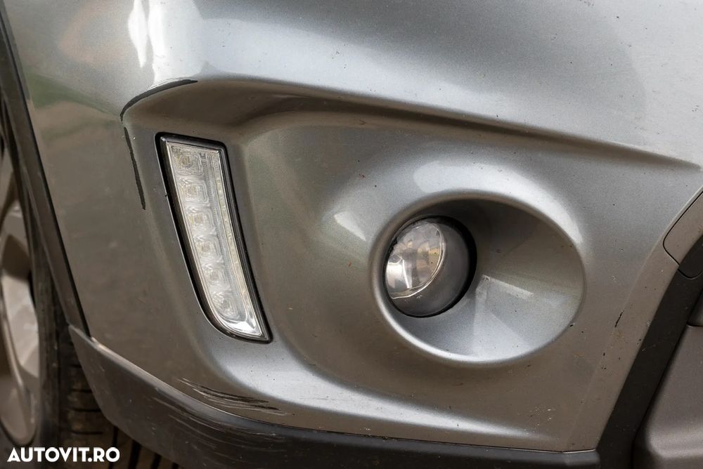 Suzuki Vitara 1.6 Passion - 13