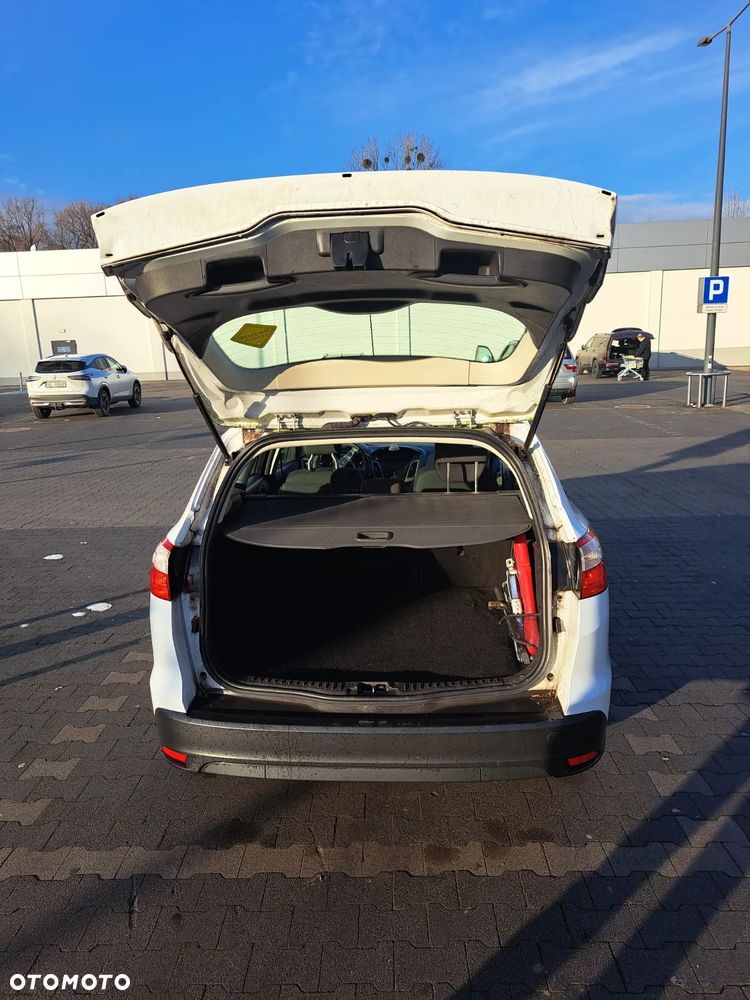 Ford Focus SW - 9