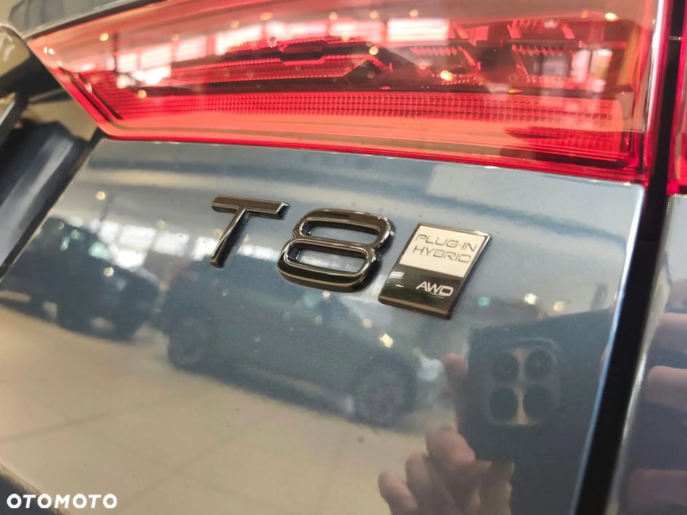 Volvo XC 60 T8 Plug-In Hybrid AWD Ultimate Black Edition - 1