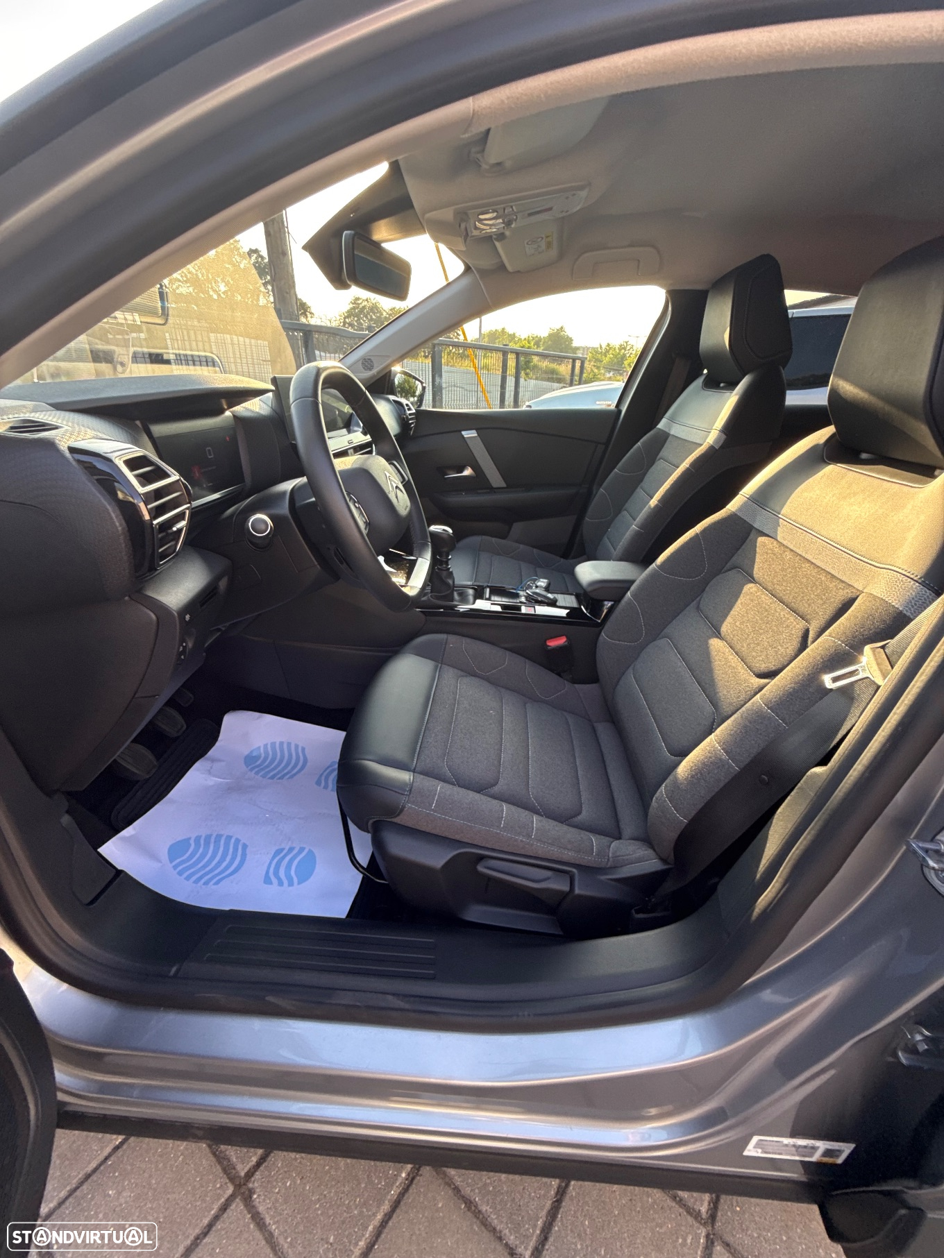 Citroën C4 PureTech 130 Stop&Start FEEL PACK - 10