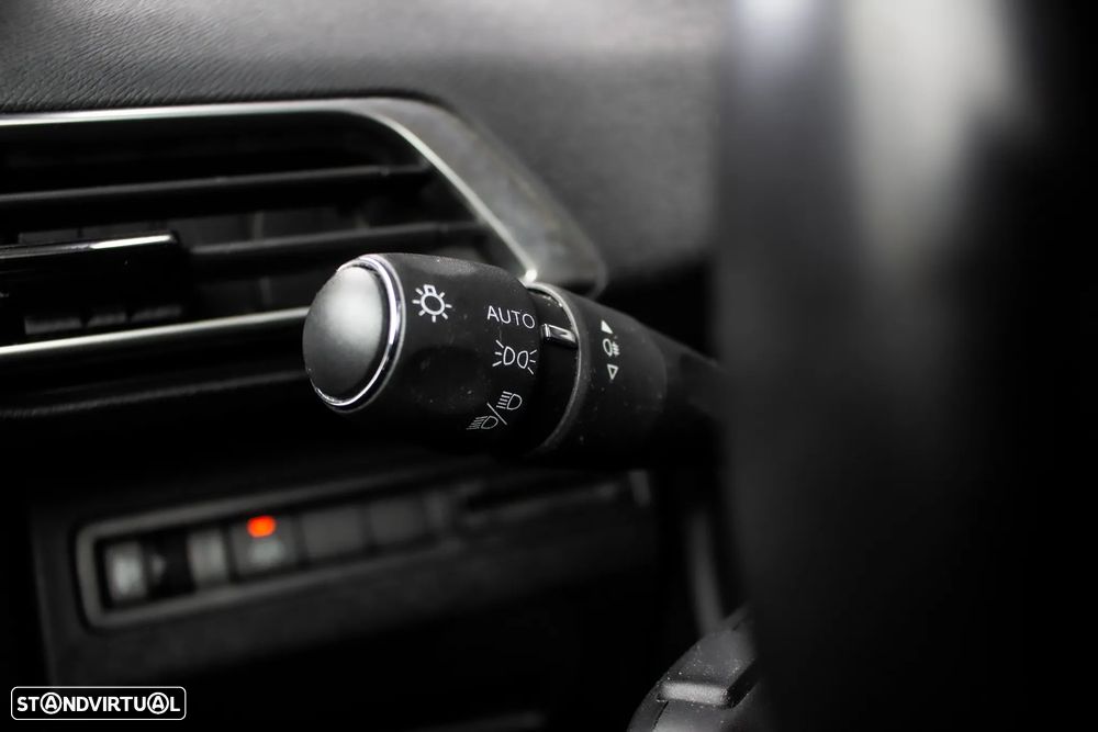 Peugeot 5008 PureTech 130 EAT8 Stop & Start Active Pack - 14