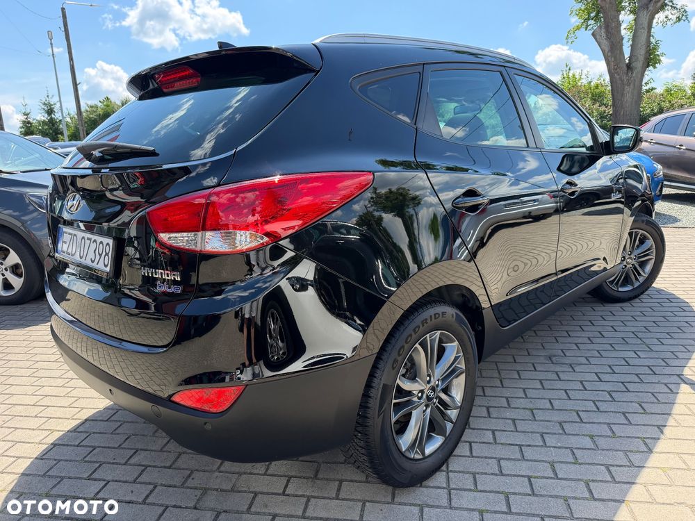 Hyundai ix35 1.6 2WD Fifa World Cup Edition - 6