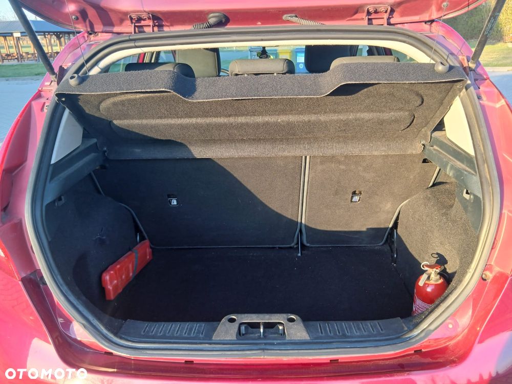 Ford Fiesta 1.25 Titanium EU5 - 9