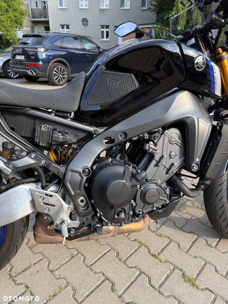 Yamaha MT - 24
