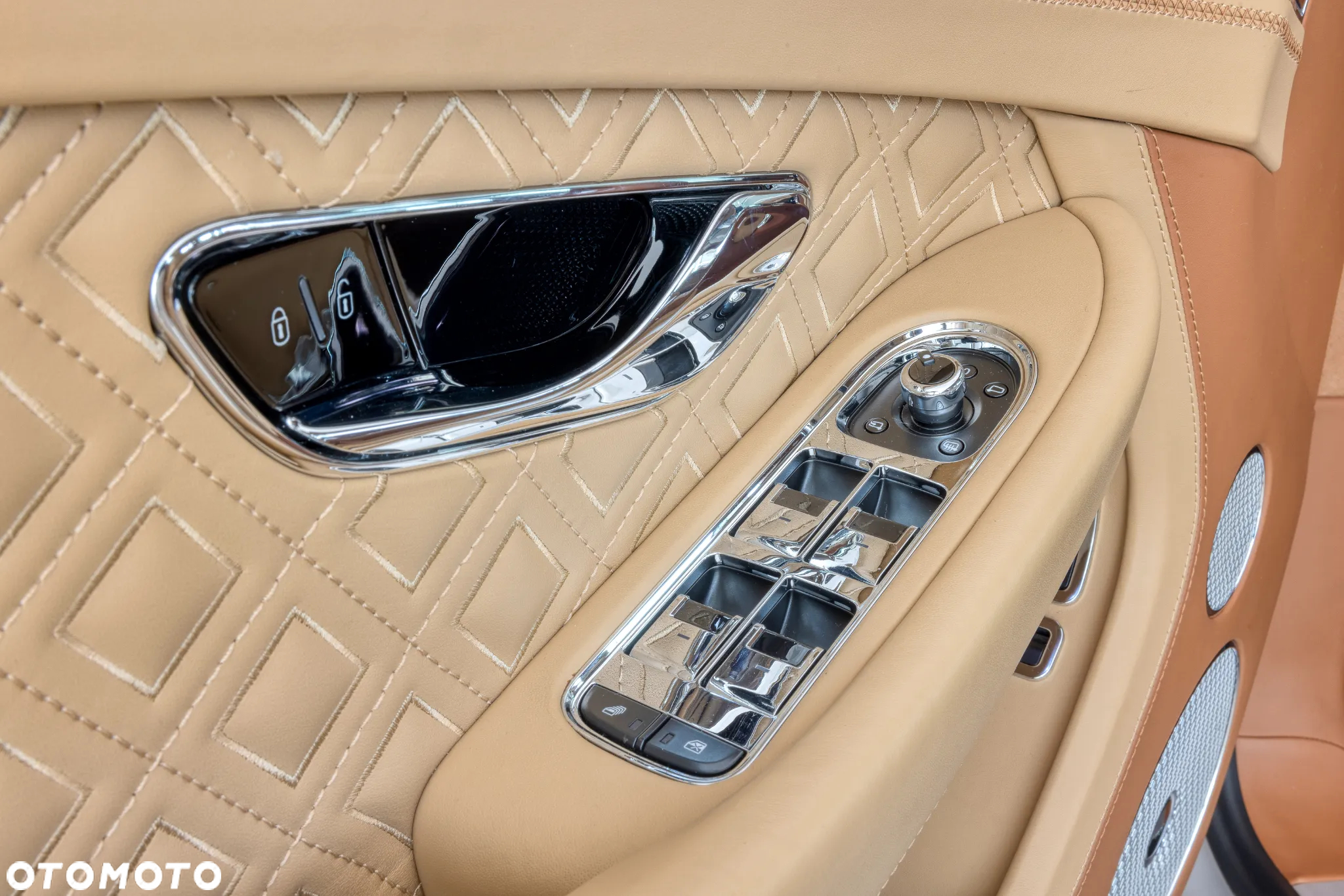 Bentley Continental GT V8 S - 13