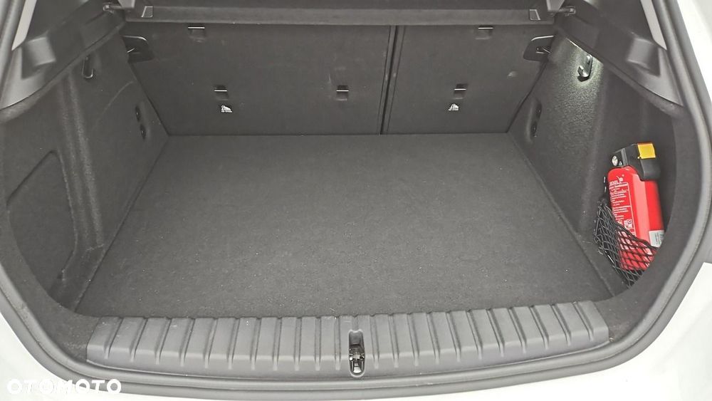 BMW Seria 1 - 22