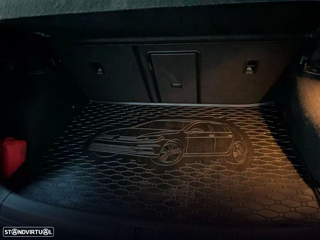 VW Golf 2.0 TSI GTI DSG Performance - 16