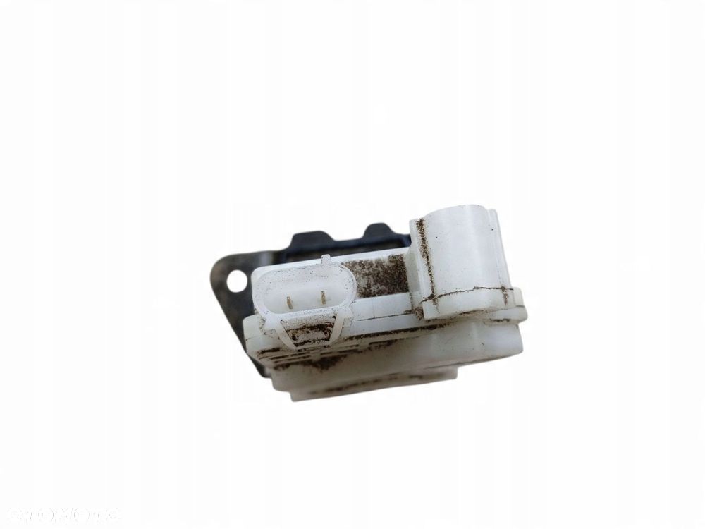 ZAMEK KLAPY BAGAŻNIKA MITSUBISHI GRANDIS (2003-2011) 2.0 DI-D 140KM - 5