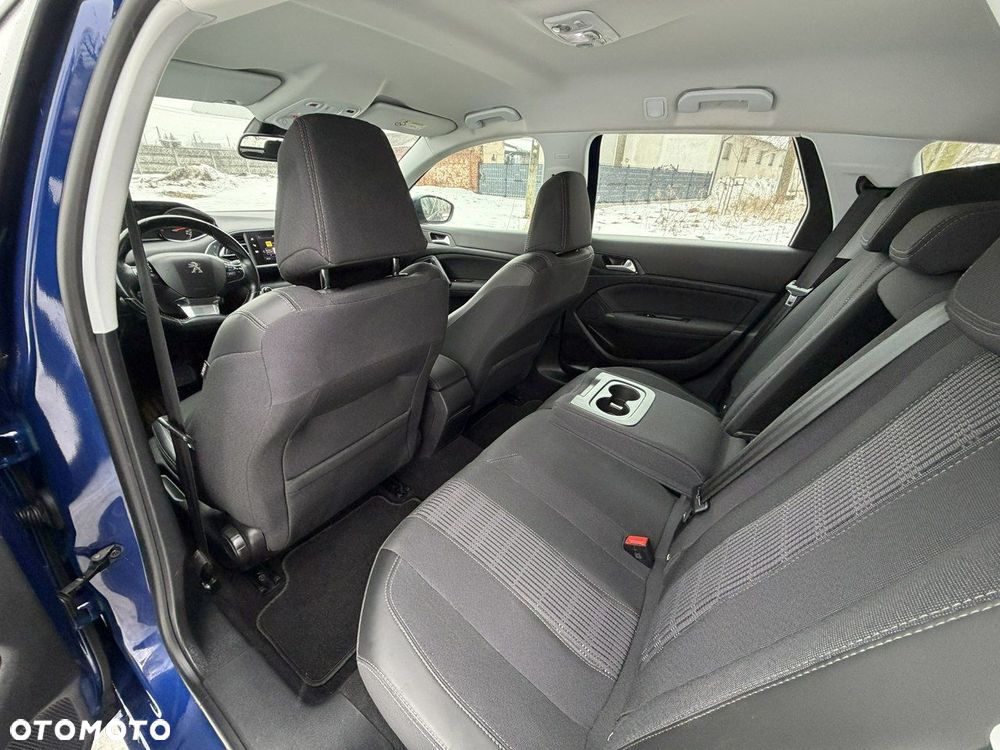 Peugeot 308 - 23