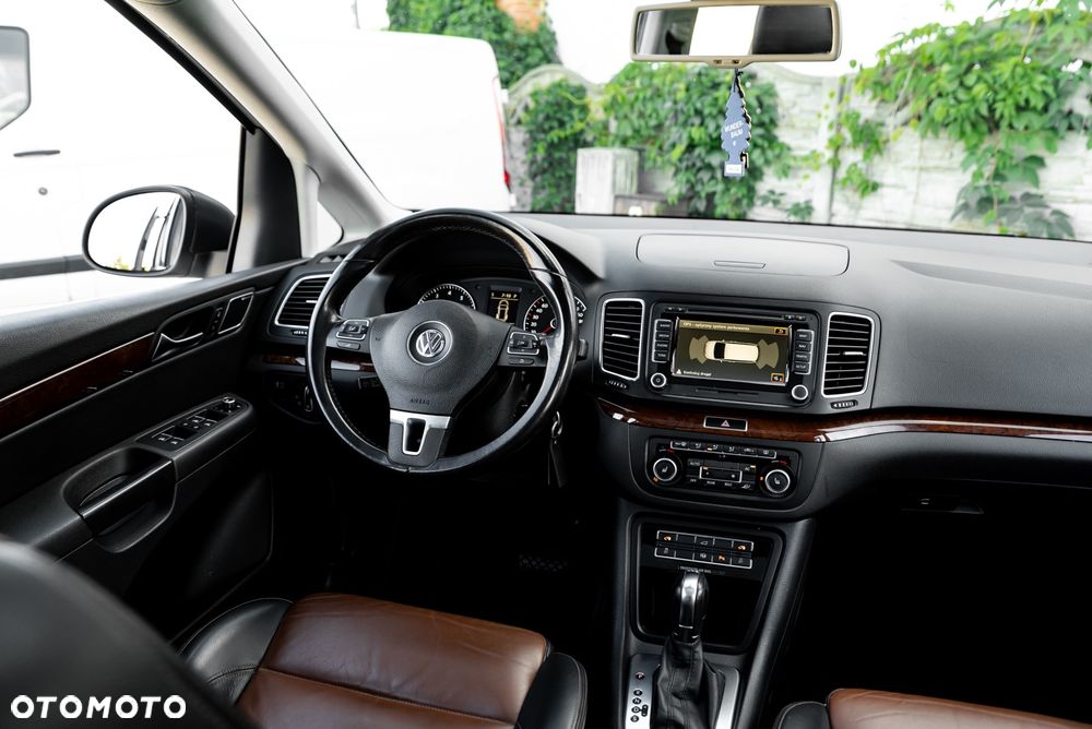 Volkswagen Sharan 2.0 TSI DSG Highline - 26