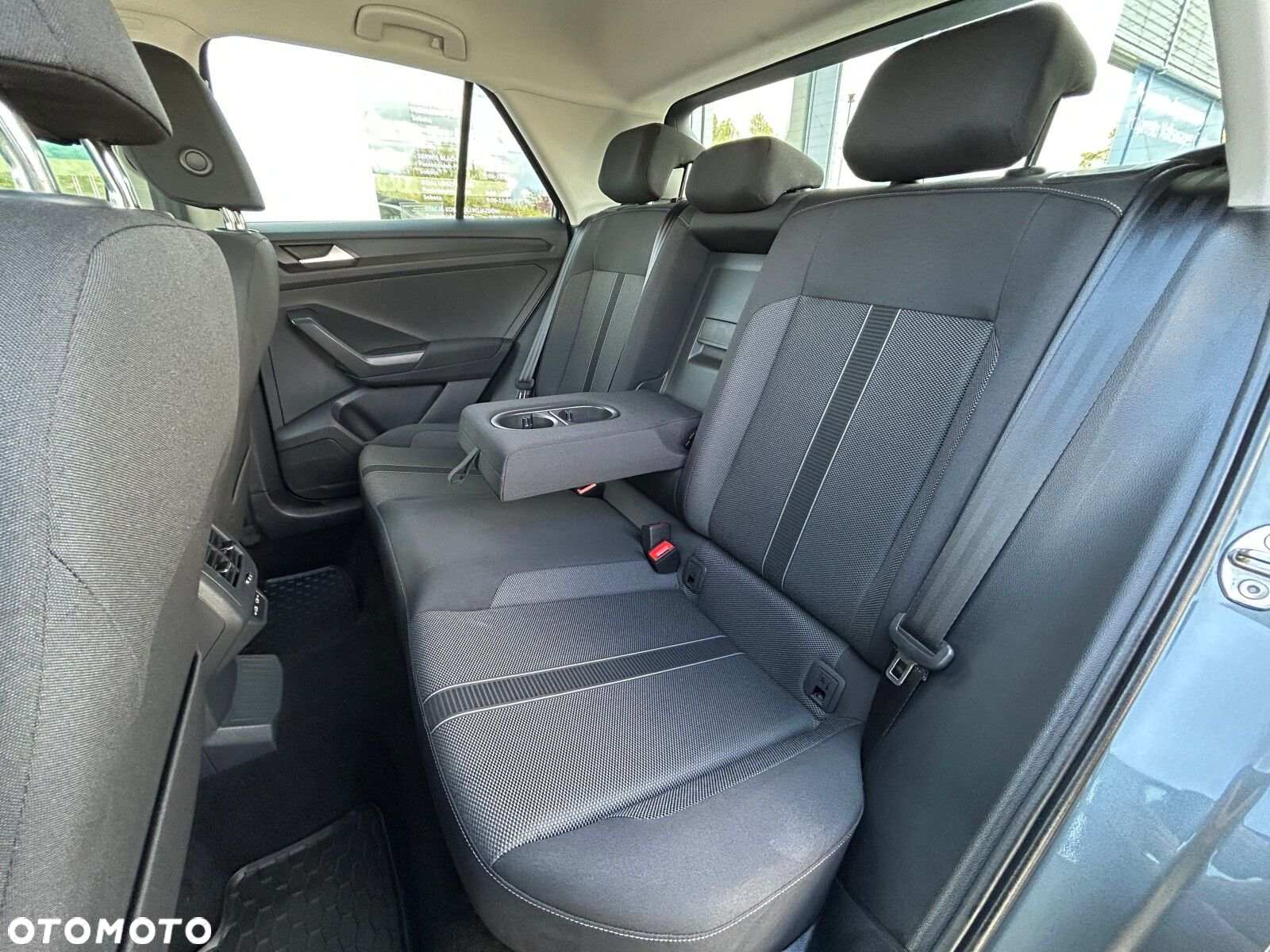 Volkswagen T-Roc 1.5 TSI Life DSG - 18