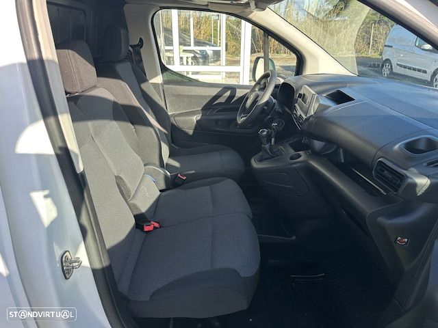 Toyota PROACE CITY 3 LUG. - 13