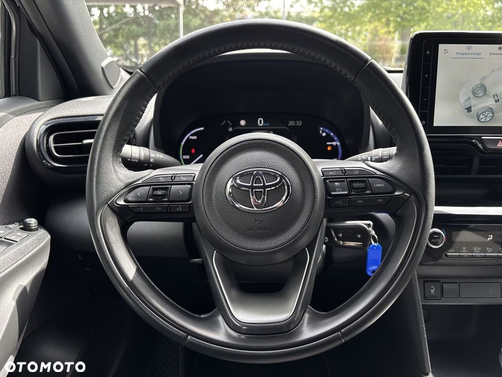 Toyota Yaris Cross - 12