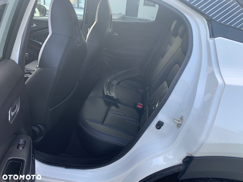 Nissan Juke 1.6 4AMT Premiere Edition - 16