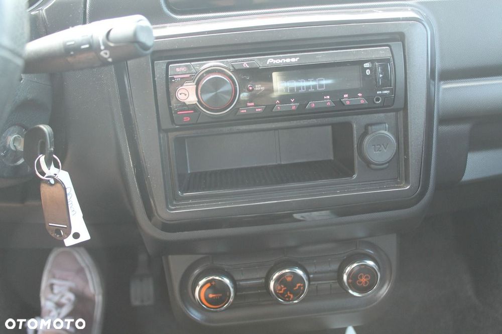 Microcar DUE - 12