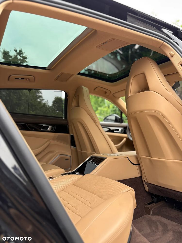 Porsche Panamera - 7