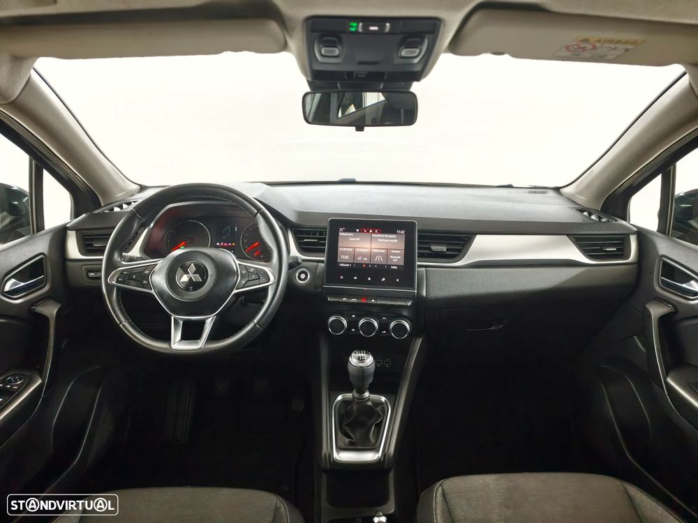 Mitsubishi ASX - 5