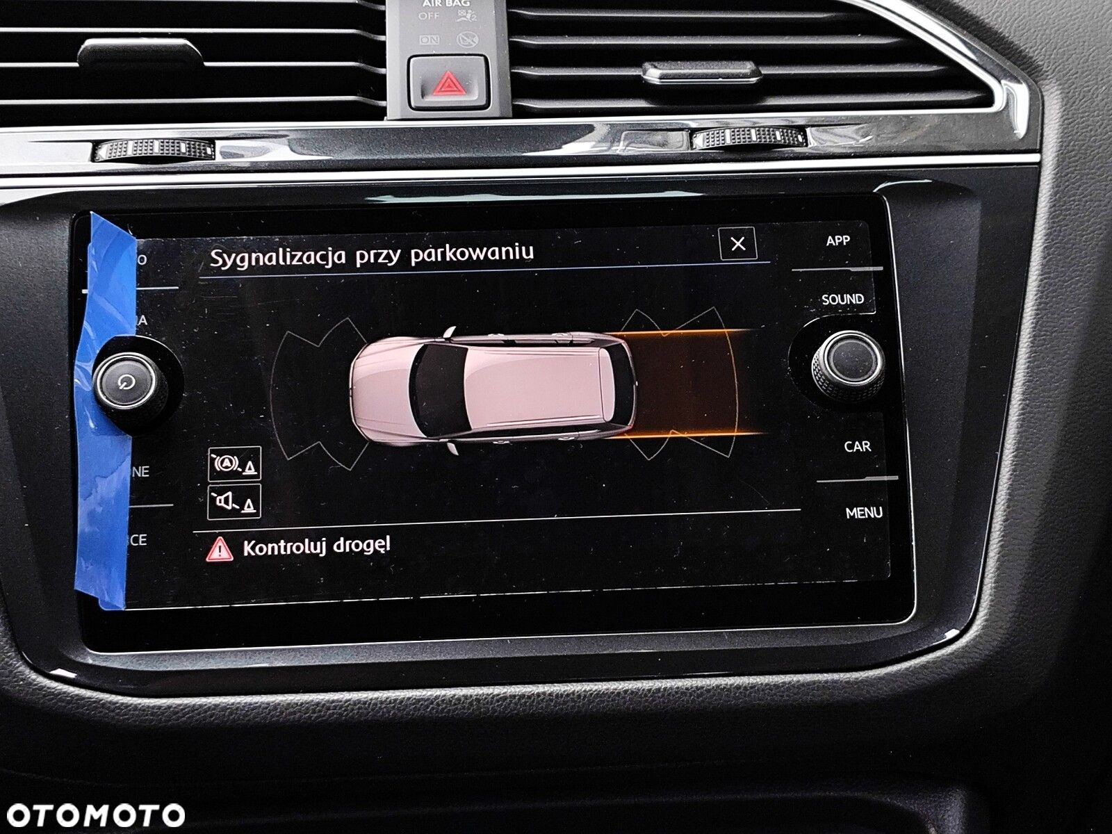 Volkswagen Tiguan - 36