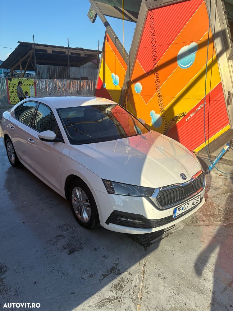 Skoda Octavia 2.0 TDI (Green tec) DSG Style - 1