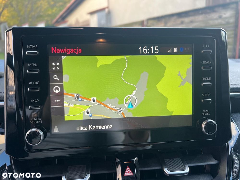 Toyota Corolla 2.0 Hybrid Executive - 18