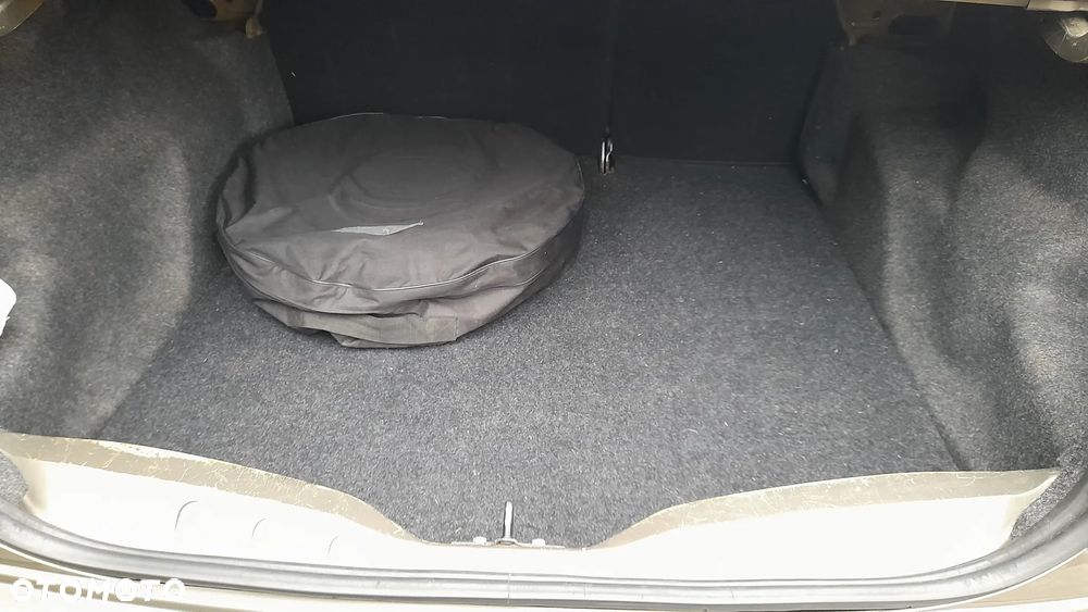 Citroën C-Elysée 1.6 VTi MoreLife - 10