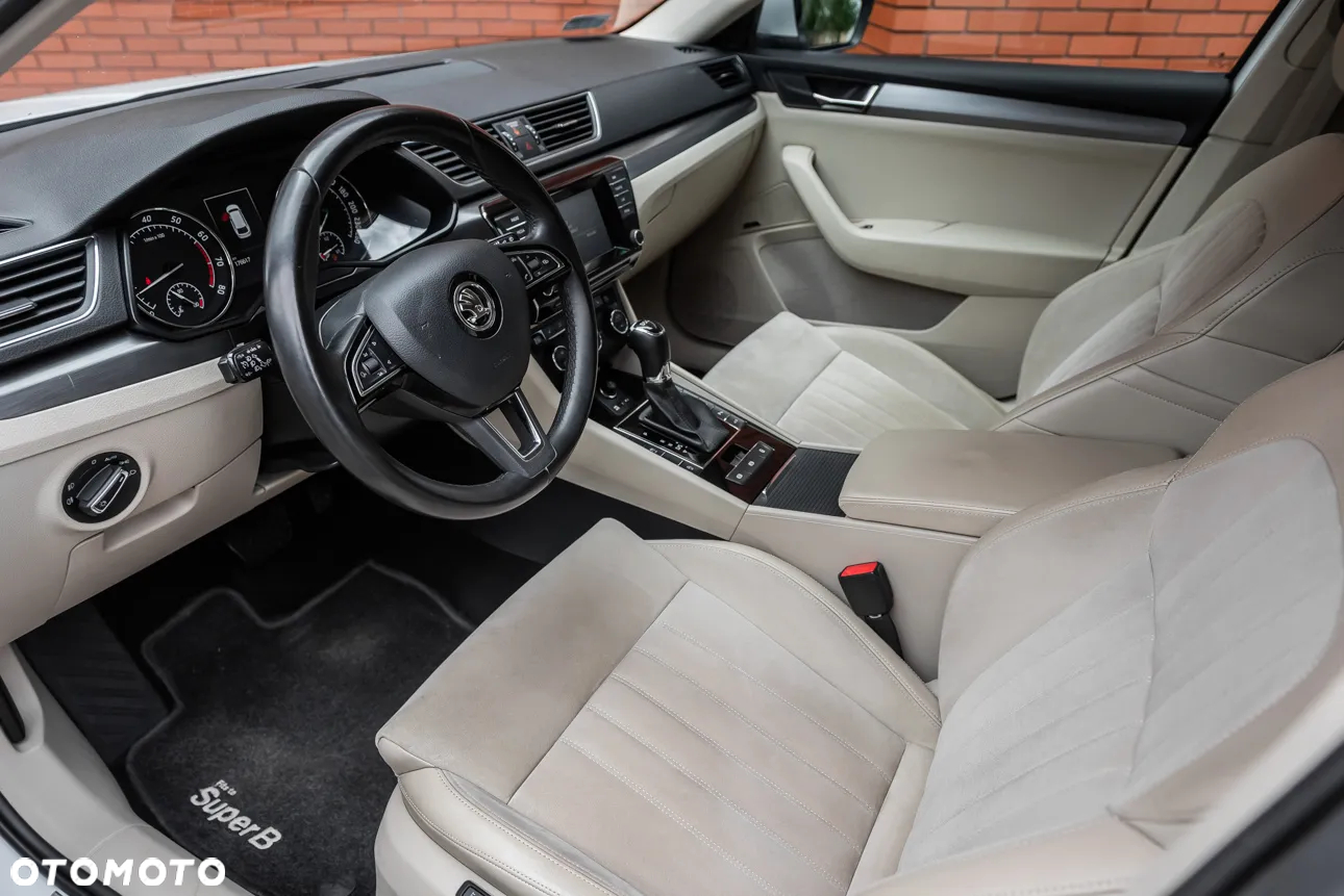 Skoda Superb 2.0 TSI Sportline DSG - 7