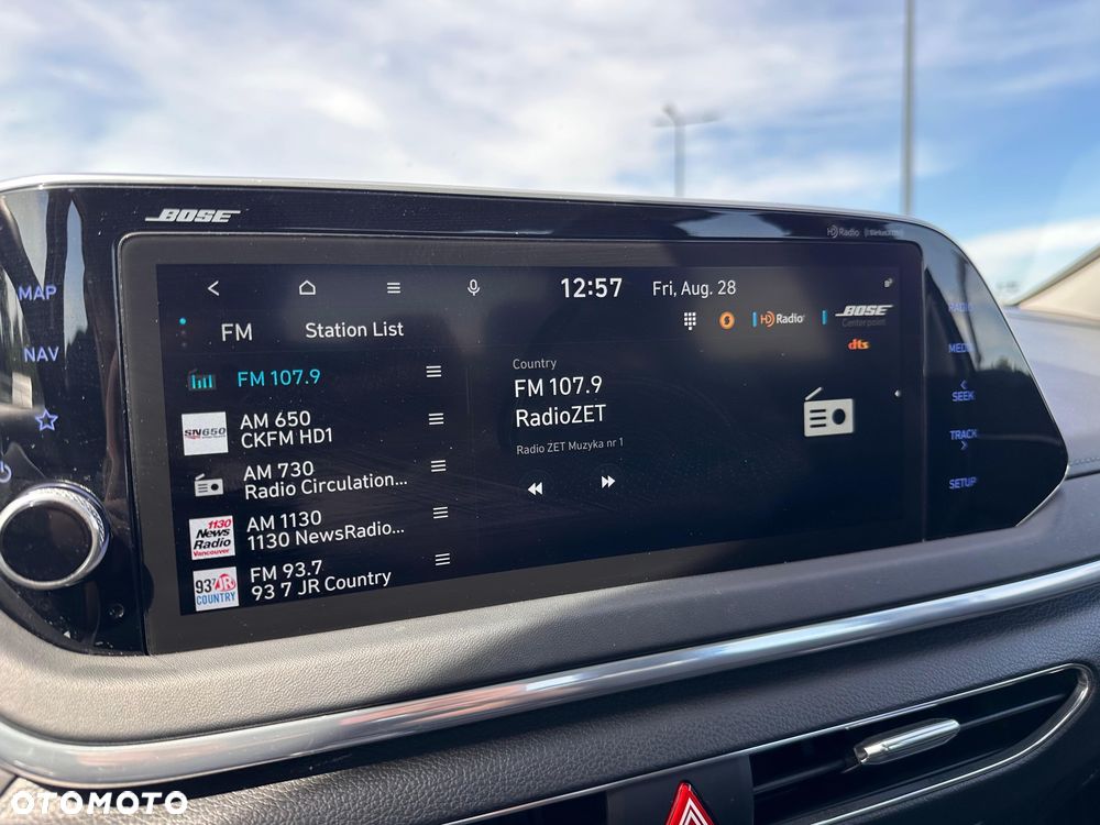 Hyundai Sonata - 24