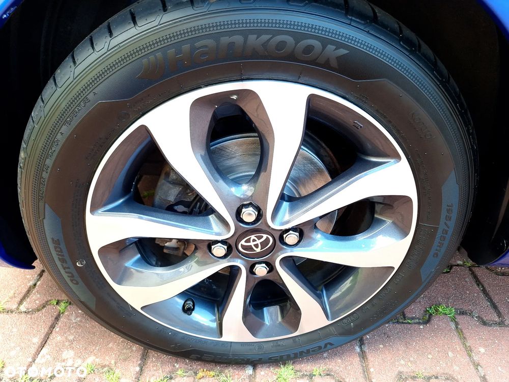Toyota Yaris 1.5 20th Anniversary - 38