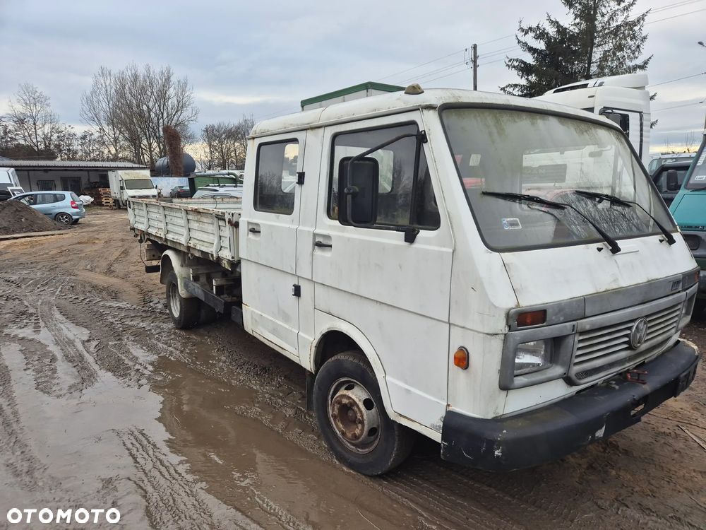 vw LT I 78-95 45 46 fotel kanapa deska kokpit podsufitka boczek podłokietnik licznik panel szyb stacyjka - 1