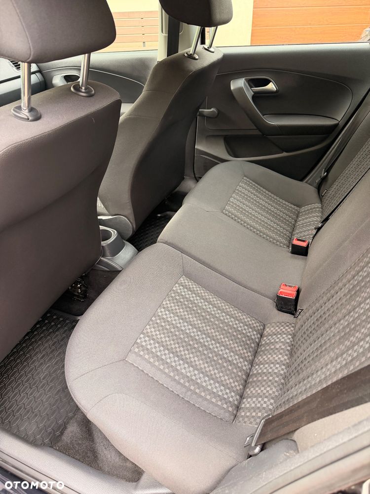 Volkswagen Polo 2015 photo 5