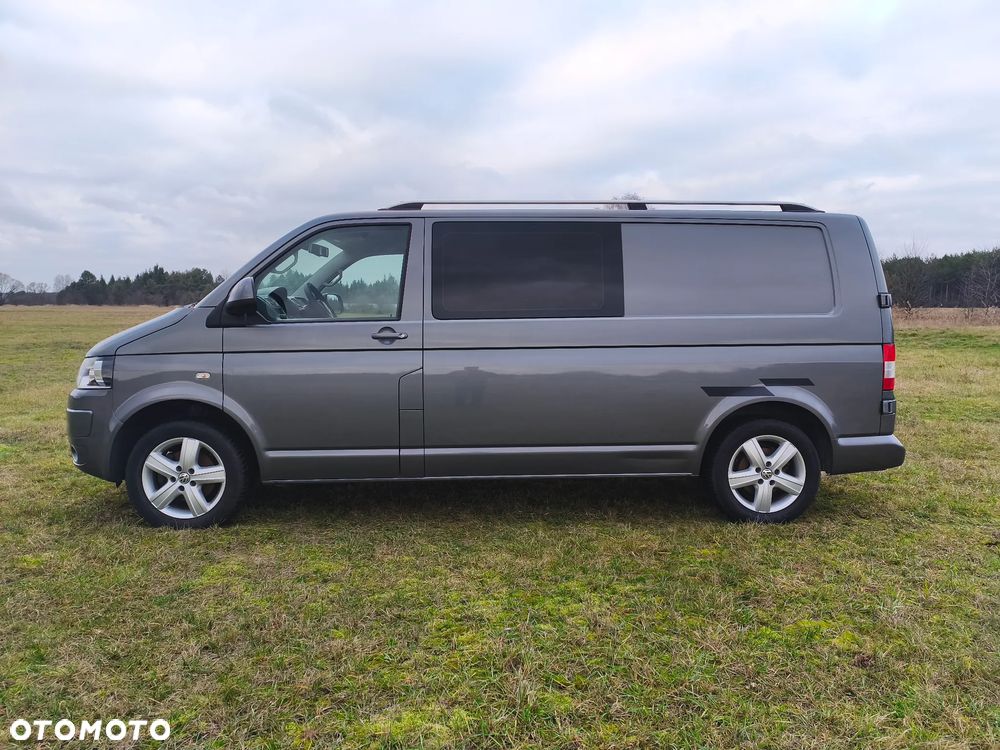 Volkswagen Transporter - 2