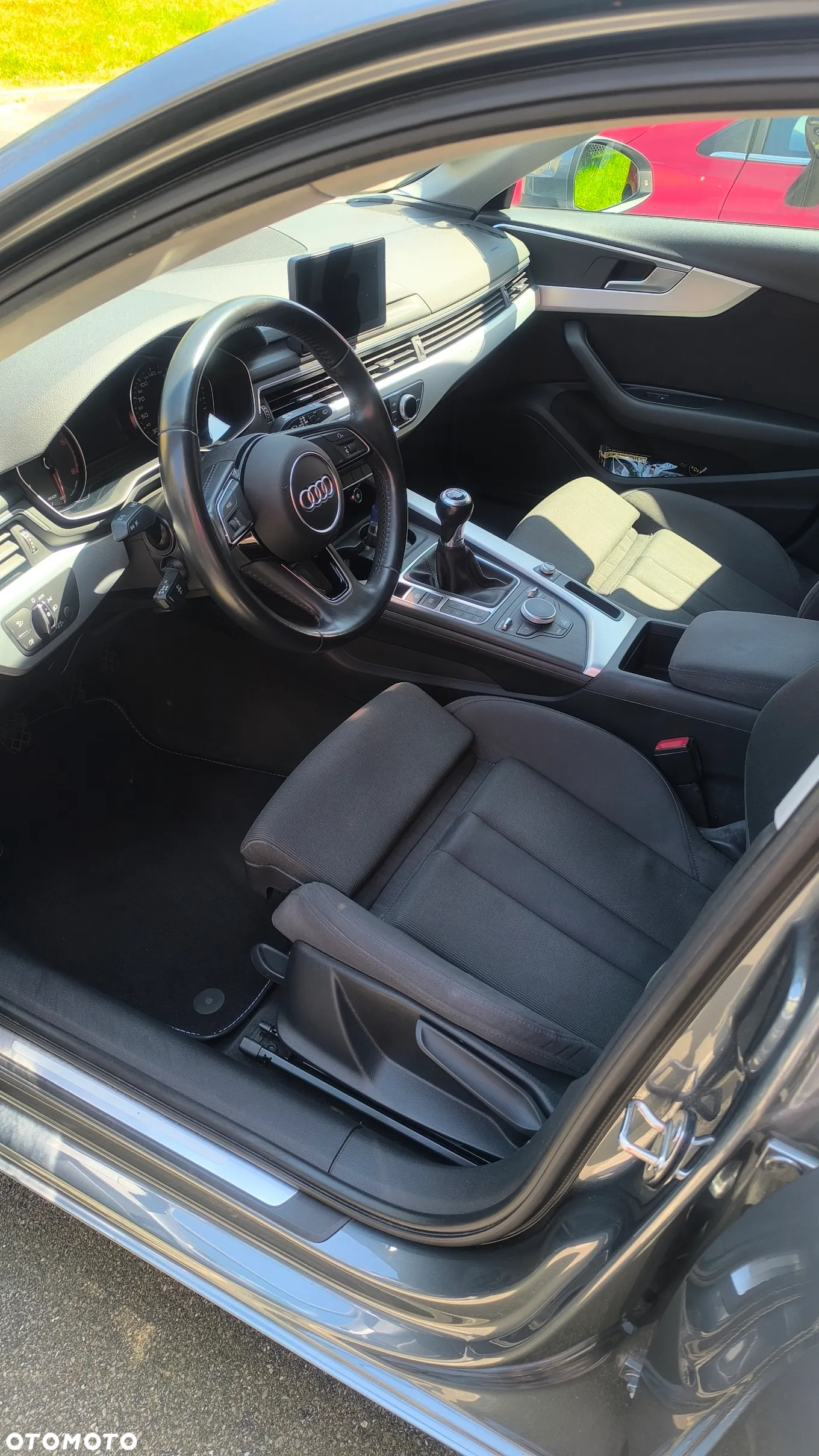 Audi A4 Avant 2.0 TDI ultra sport - 12