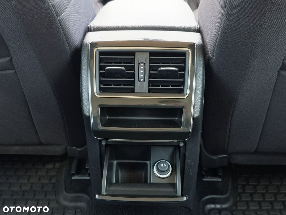 Skoda Superb 2.0 TDI Ambition DSG7 - 13