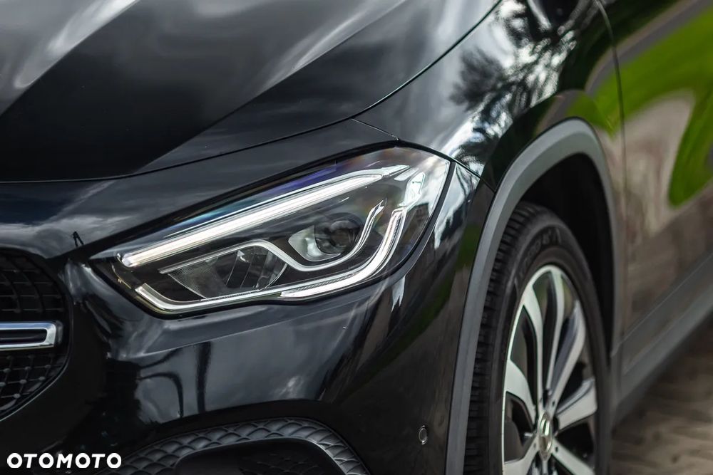Mercedes-Benz GLA 250 4-Matic - 9