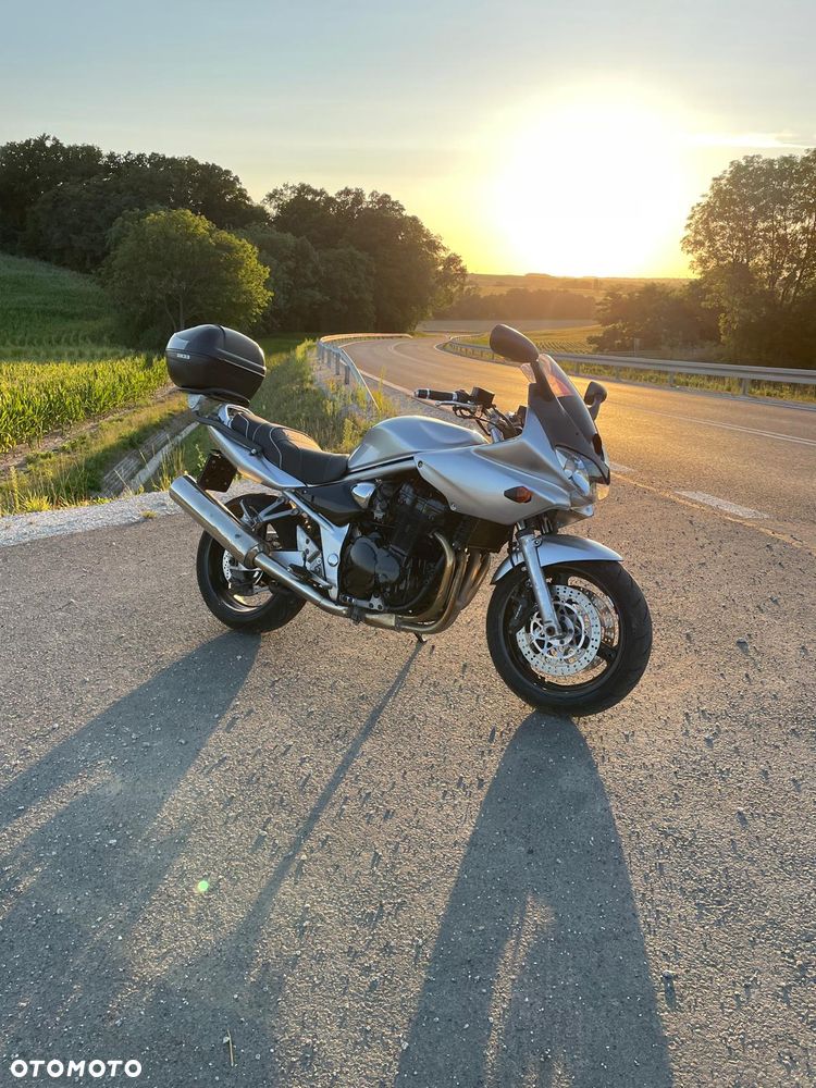 Suzuki GSX - 4