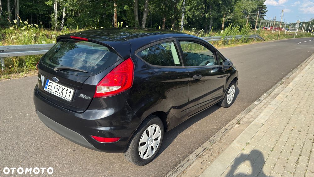 Ford Fiesta 1.4 TDCi Ambiente - 6