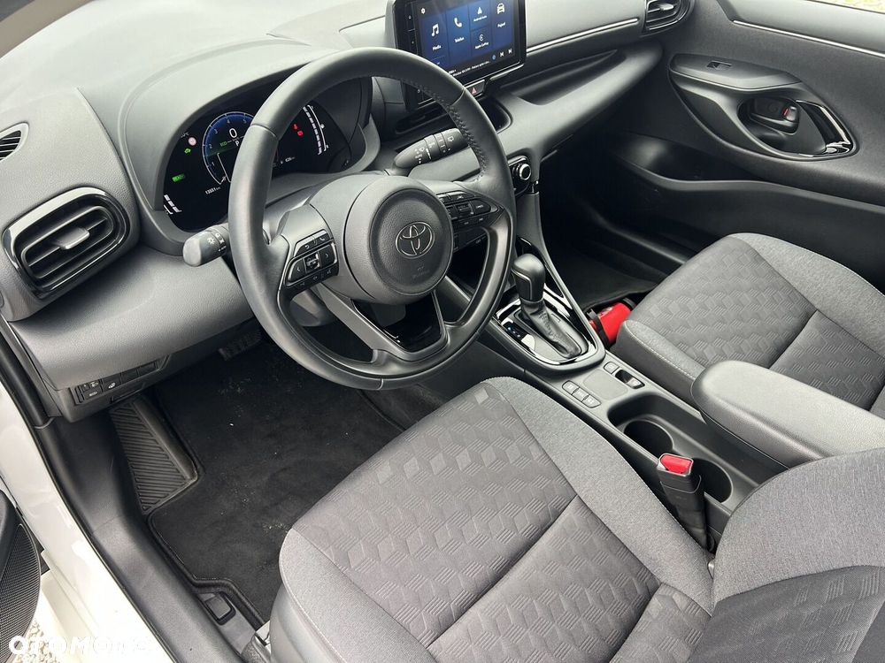 Toyota Yaris Hybrid 1.5 Style - 10
