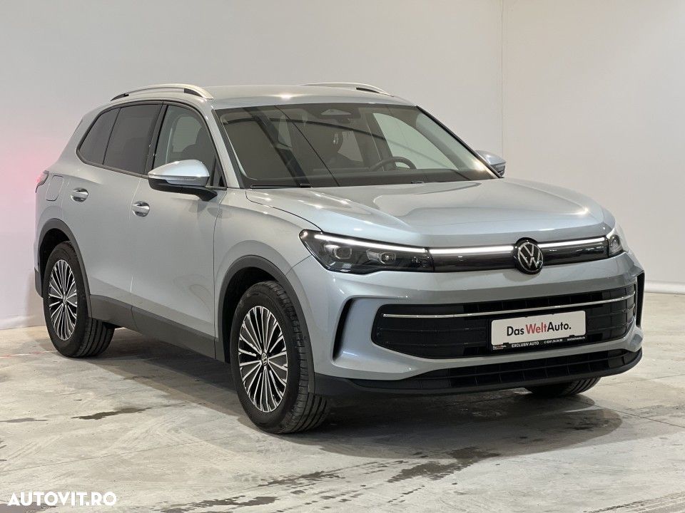 Volkswagen Tiguan - 37